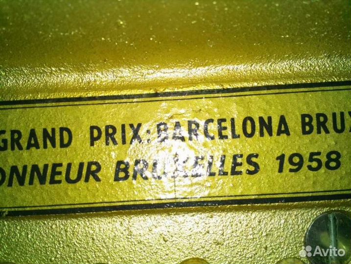 Продам пианино Petrof