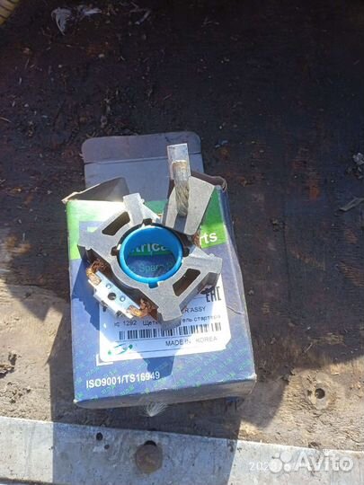 Запчасти на киа рио2