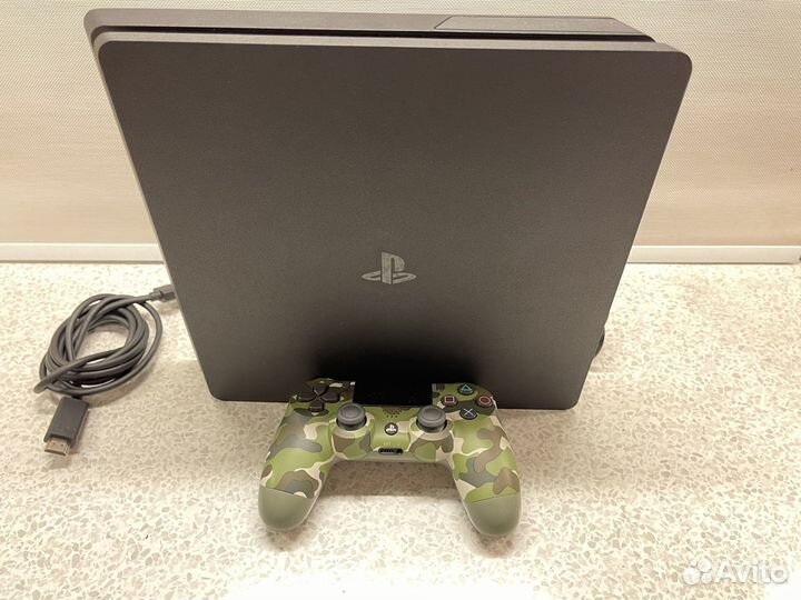 Sony Playstation 4 Slim (много игр )