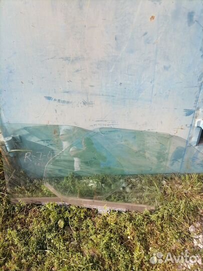 Стекло двери правое левое Фольксваген Т4