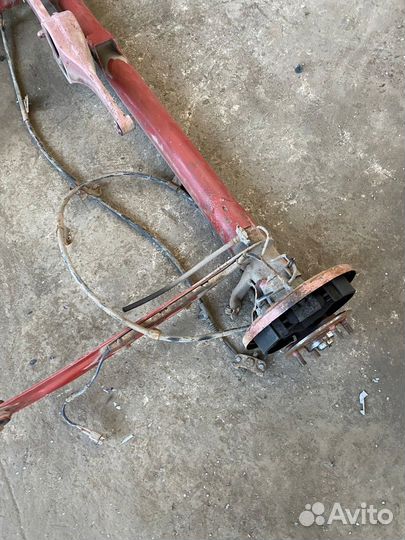 Балка задняя Nissan Bluebird