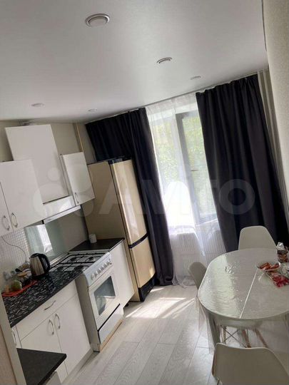 2-к. квартира, 48 м², 3/9 эт.