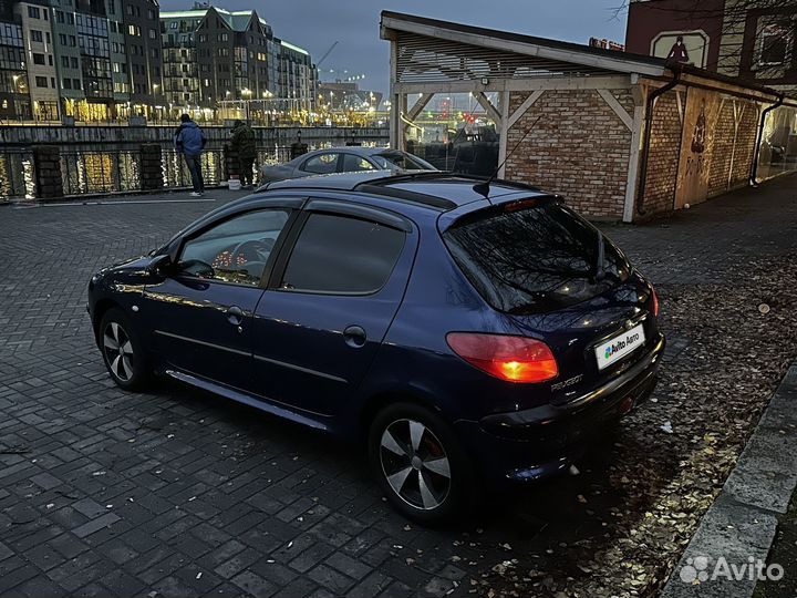 Peugeot 206 1.4 МТ, 2002, 289 677 км