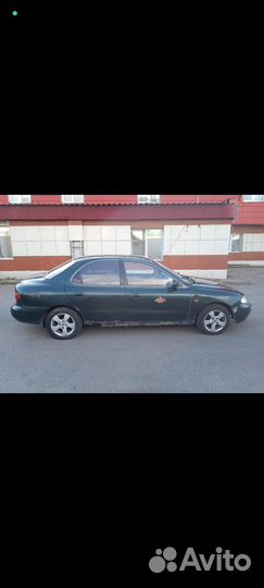 Hyundai Elantra, 1998