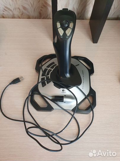 Джойстик logitech extreme 3D pro