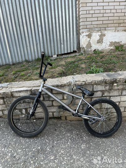 Трюковой велосипед bmx
