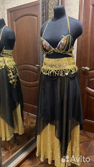 Продаю костюмы для танцев
