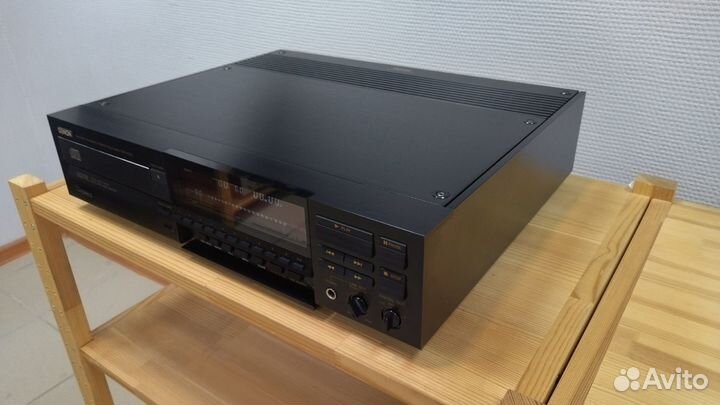Denon DCD-3300 CD Проигрыватель