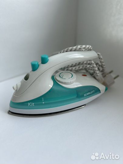 Утюг Scarlett SC-1135S (дорожный)