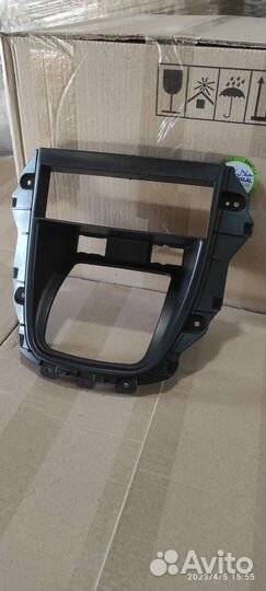 Рамка по магнитолу Toyota Harrier