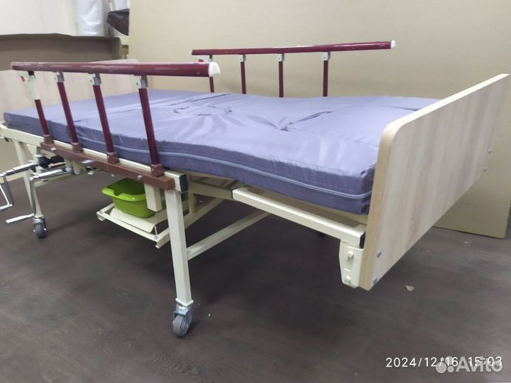 Кровать механическая медицинская