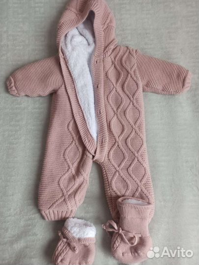 Зимний комбинезон для девочки