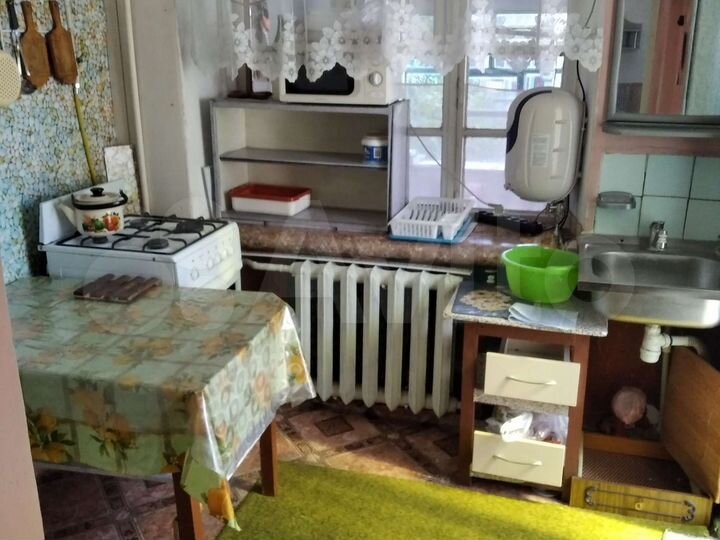 Дом 30 м² на участке 8 сот.