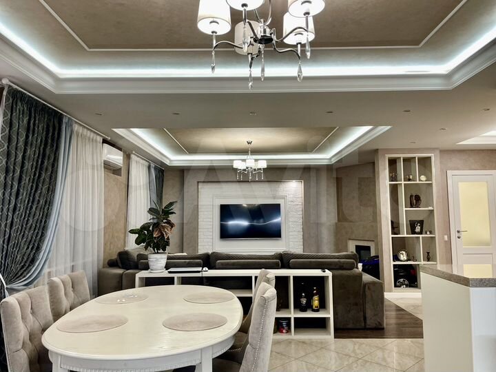 3-к. квартира, 168,6 м², 9/10 эт.