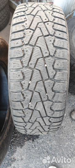 Pirelli Ice Zero 70 R16