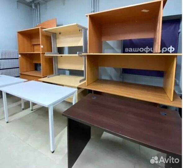 Столы компьютерные офисные письменные