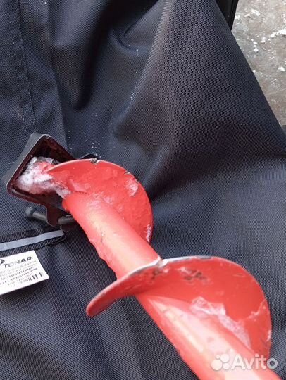 Ледобур для зимней рыбалки