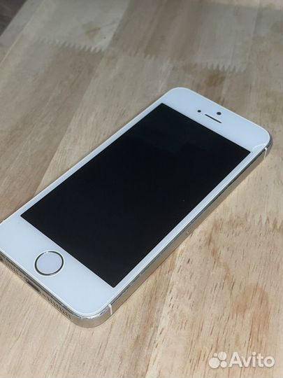 iPhone 5S, 16 ГБ