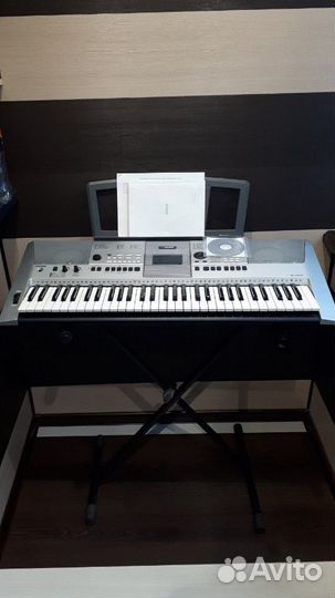 Синтезатор Yamaha (б/у) в отличном состоянии