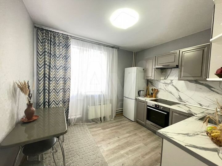 2-к. квартира, 65 м², 11/17 эт.