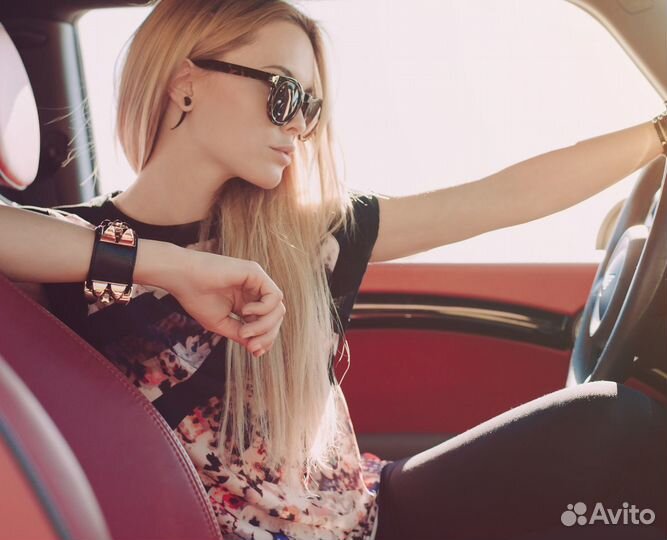 Водитель легкового автомобиля