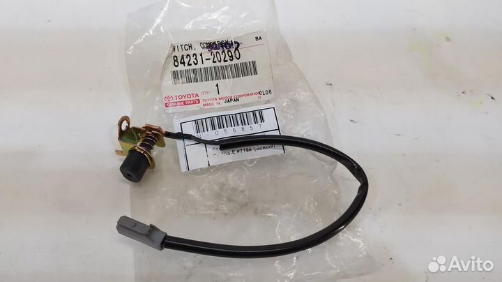 Датчик toyota Corona / Carina-E T19 92-95 концевик