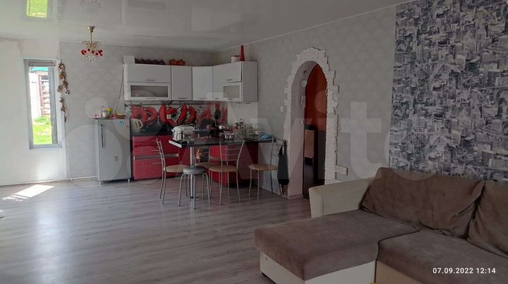 Дом 103 м² на участке 5 сот.