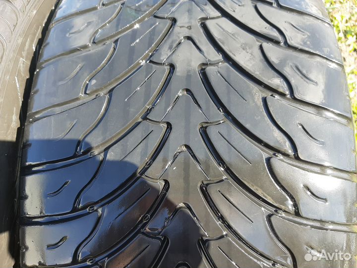 Atturo AZ800 295/40 R20