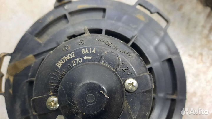 Мотор печки на Мазду 3