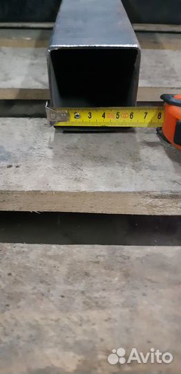 Металлический каркас для стеллажа