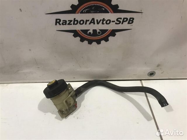 Бачок главного цилиндра сцепления Opel Zafira B 2