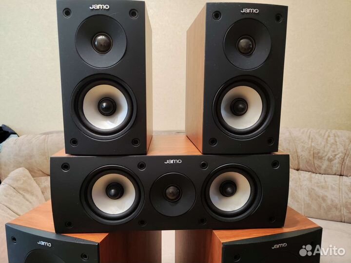 Акустическая система 5.0 Jamo S526 HCS