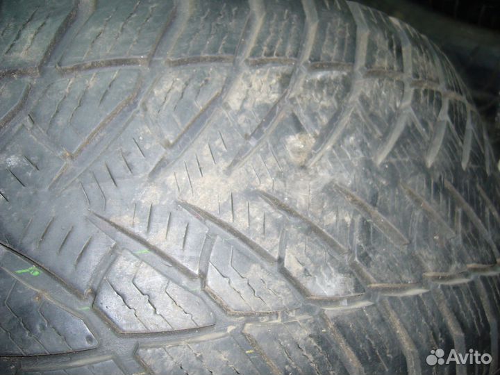 Goodyear UltraGrip 255/60 R17