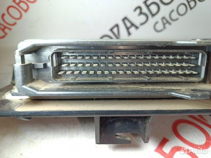 Блок управления двигателем Лада 2110 2110