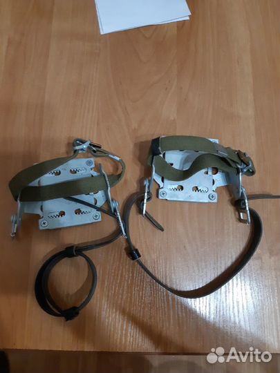 Крепления армейские для лыж СССР