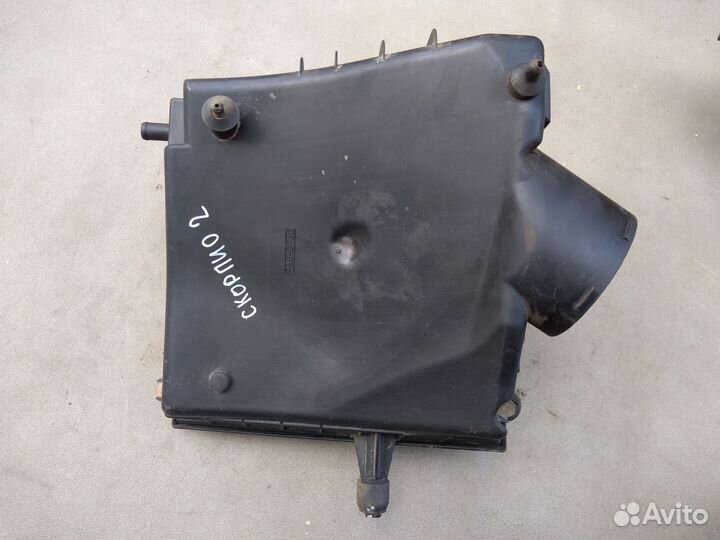 Корпус воздушного фильтра Ford Scorpio 1994-1998