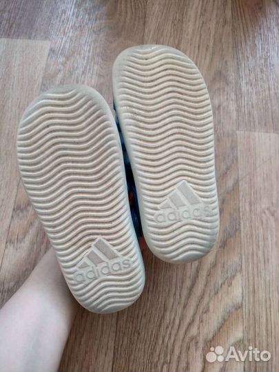 Сланцы Adidas детские
