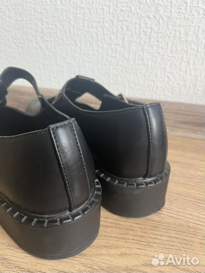 Ботинки женские Befree 39 размера