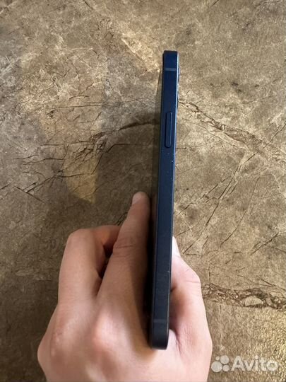 iPhone 12, 64 ГБ