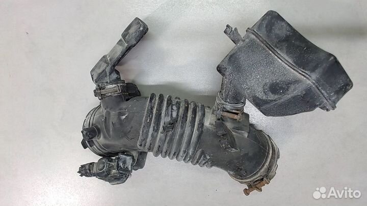 Патрубок воздушного фильтра Toyota Venza, 2012