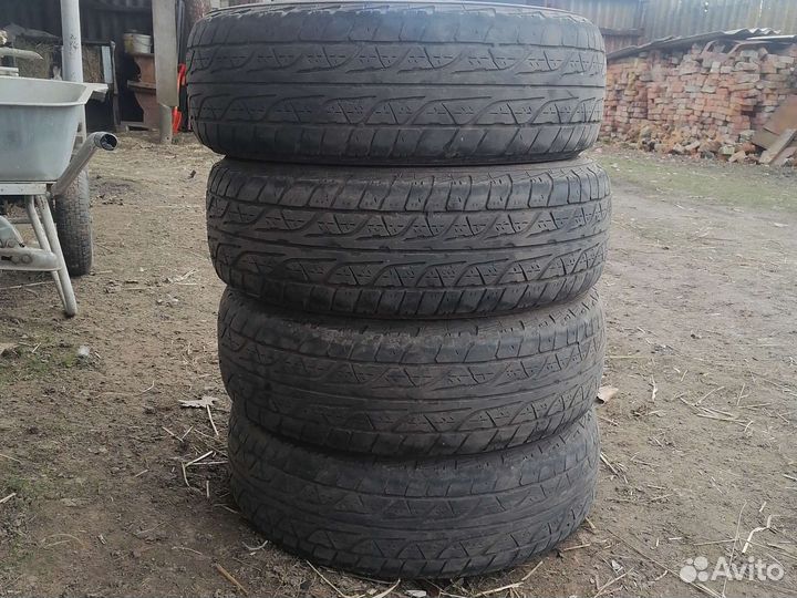 Dunlop Grandtrek AT3 205/70 R15 96T