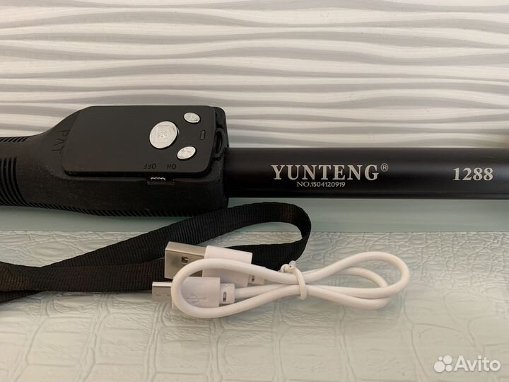Селфи-палка, Монопод Yunteng YT-1288