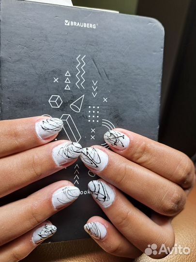 Педикюр маникюр