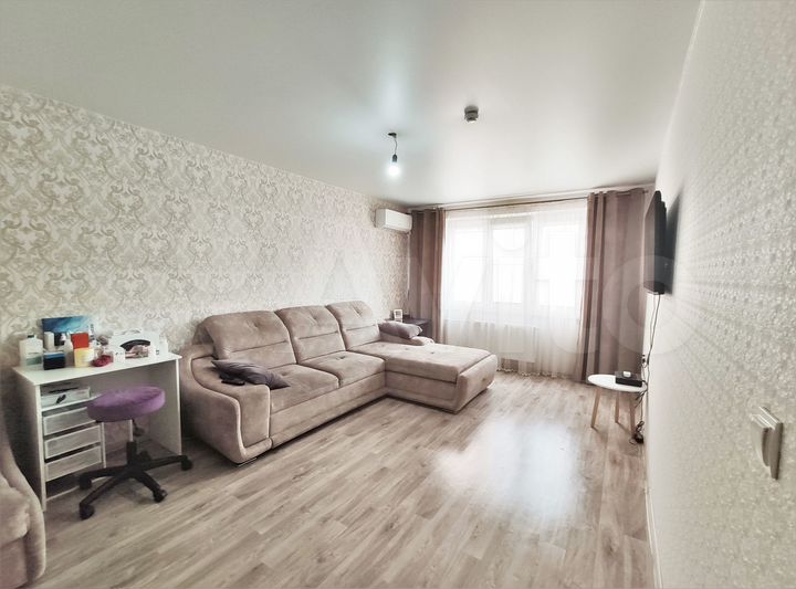 3-к. квартира, 80 м², 1/16 эт.