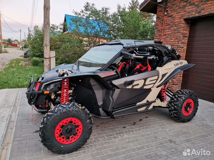 Лобовое стекло BRP Maverik X3 с обогревом триплекс