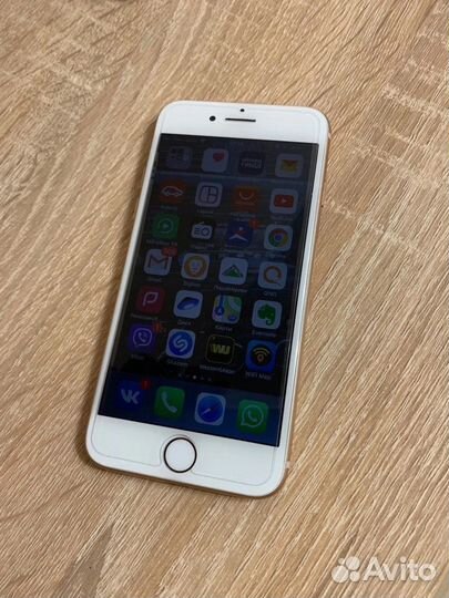 Телефон iPhone 8 64 gb