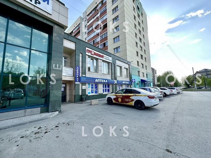 Офис, 58 м² с ремонтом, ул. Громова 17/1