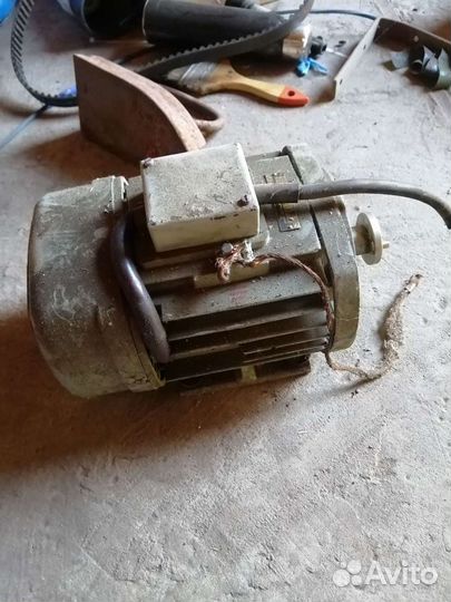 Электродвигатель 220в