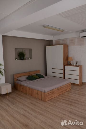 Спальный гарнитур Парма с матрасом в комплекте