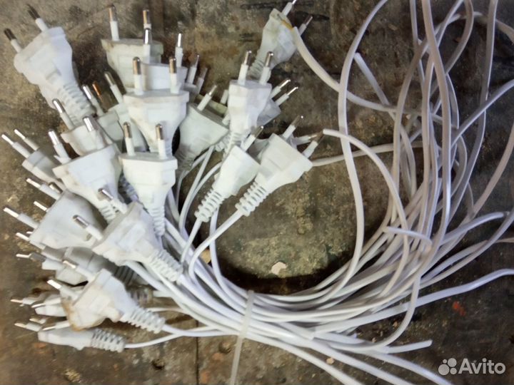 Блоки питания и вилки с проводом